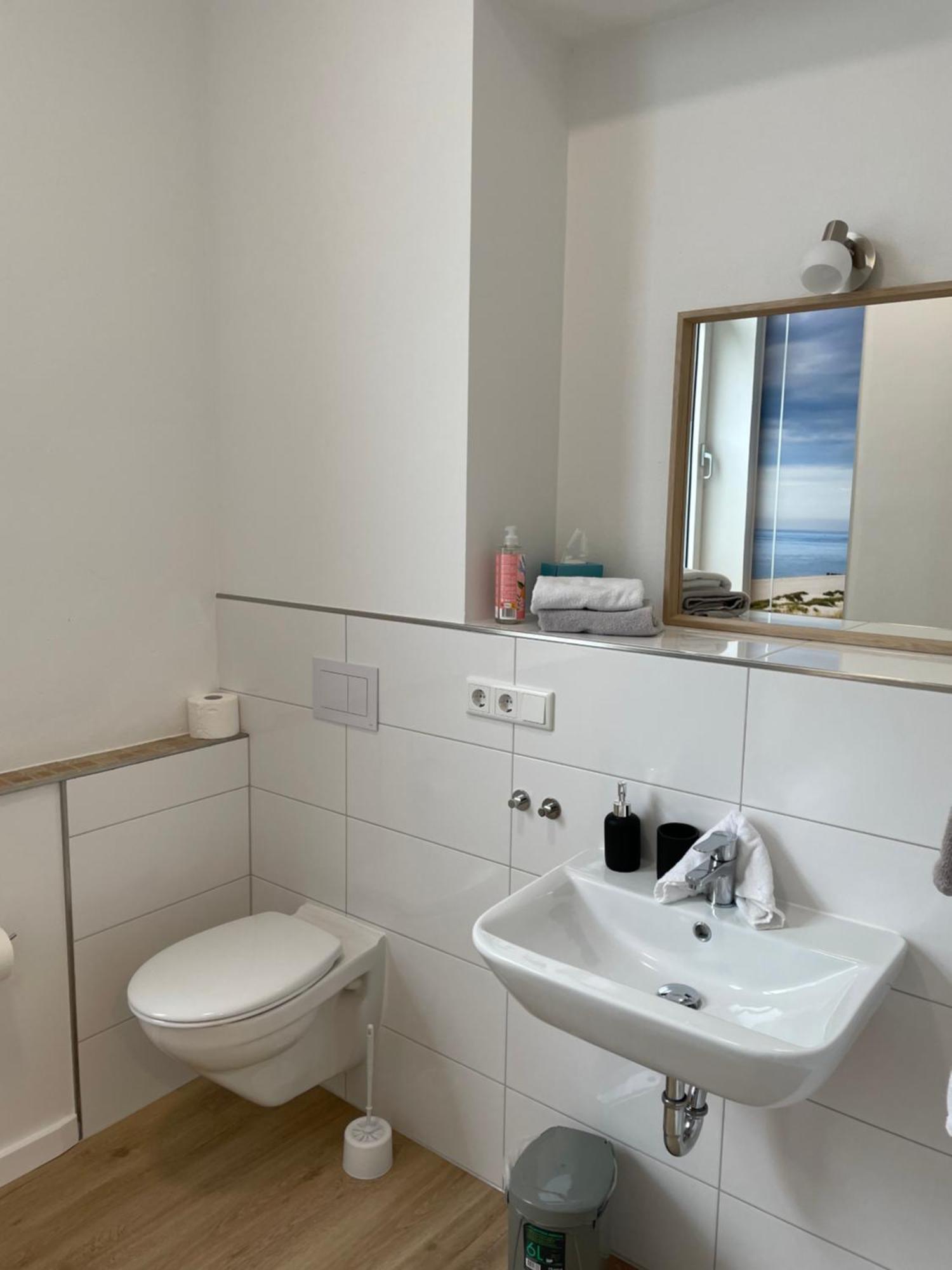 Hotel Alte Navigationsschule Rhauderfehn エクステリア 写真